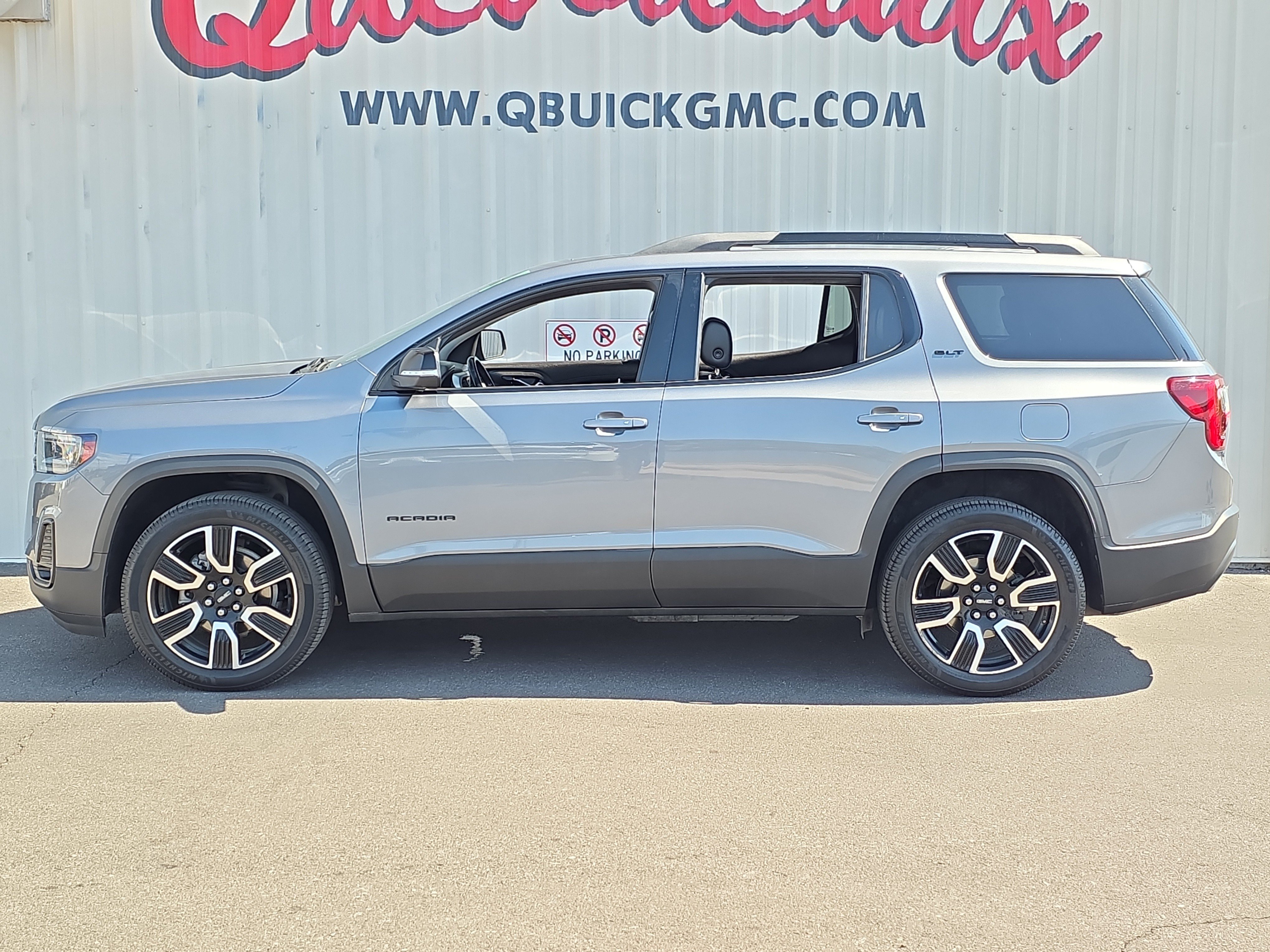 Used 2021 GMC Acadia SLT w/ Elevation Edition FWD image 4