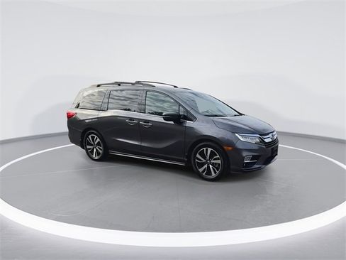 Used 2018 Honda Odyssey Elite image 2