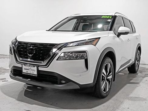 Used 2021 Nissan Rogue SL w/ Premium Package AWD/4WD image 3