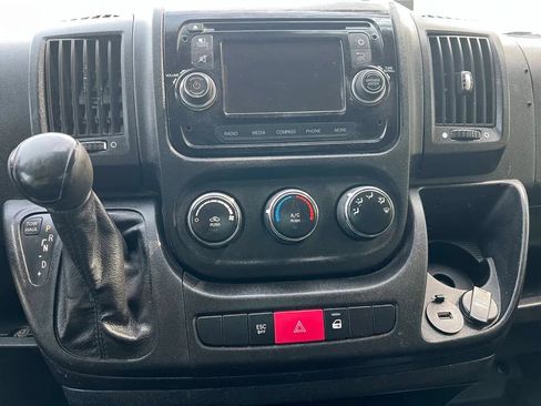 Used 2017 RAM ProMaster 1500 image 23