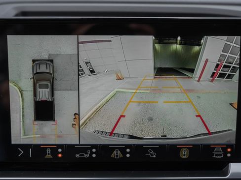 Used 2025 Chevrolet Silverado 1500 LTZ w/ Z71 Off-Road Package image 46