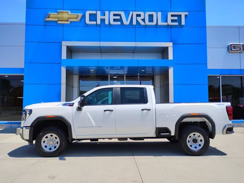New 2026 GMC Sierra 2500 Pro w/ Max Trailering Package AWD/4WD image 11