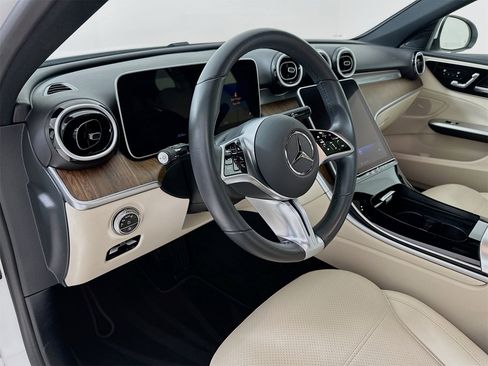 Certified 2025 Mercedes-Benz C 300 Sedan image 10
