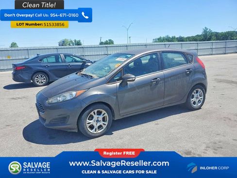 Used 2015 Ford Fiesta SE FWD image 1