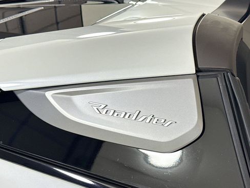 Used 2019 BMW i8 Roadster AWD/4WD image 31