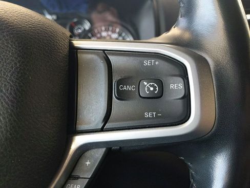 Used 2021 RAM 1500 Big Horn AWD/4WD image 18