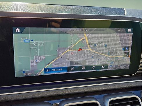 Used 2020 Mercedes-Benz GLE 350 4MATIC w/ Premium Package image 27