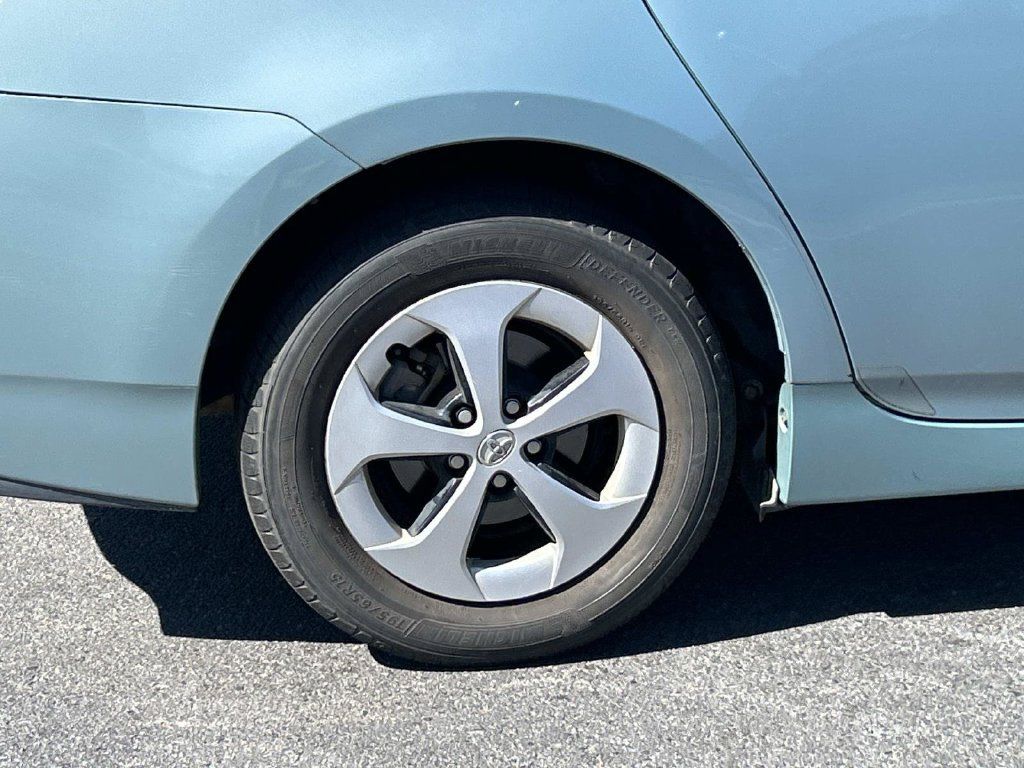 Used 2015 Toyota Prius Two FWD image 8