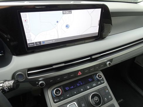 Used 2023 Hyundai Palisade SEL FWD image 20