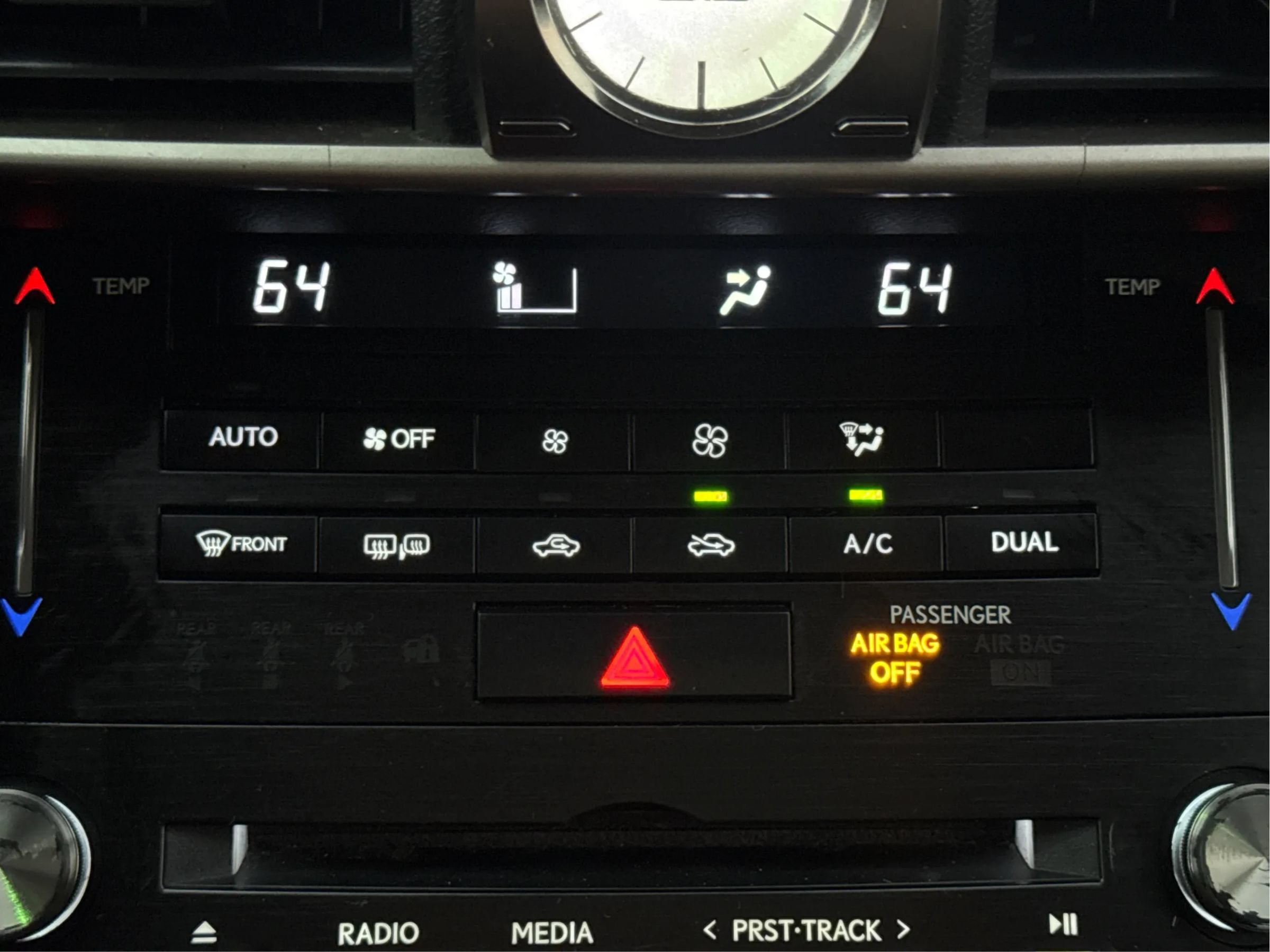 Used 2017 Lexus IS 200t w/ Premium Package RWD image 16