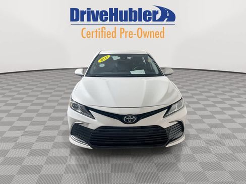 Used 2023 Toyota Camry LE image 3