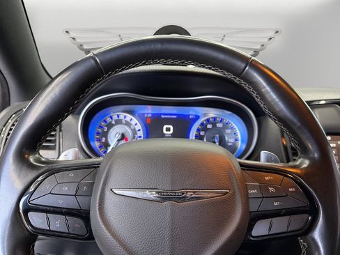 Used 2022 Chrysler 300 S RWD image 19