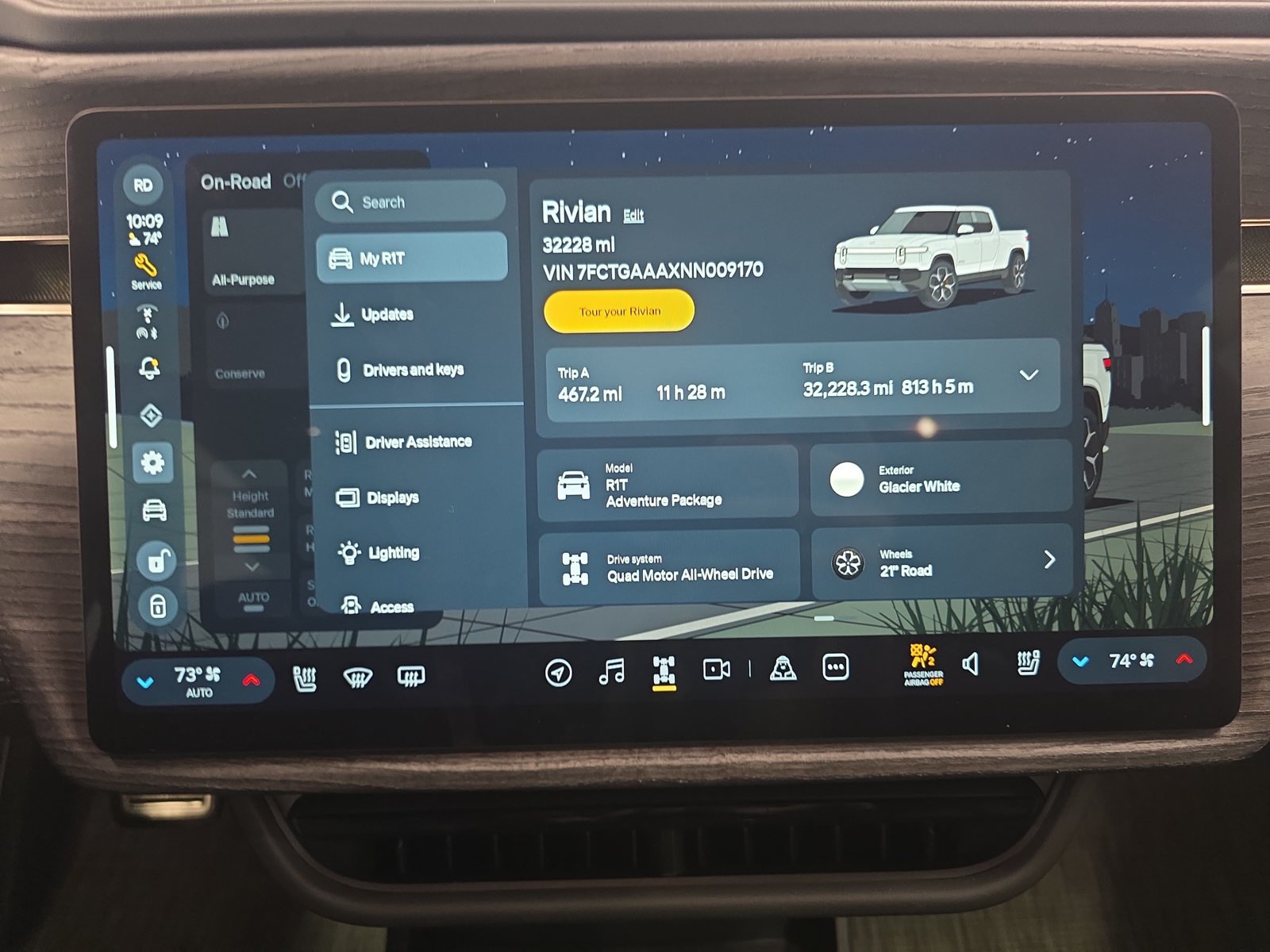 Used 2022 Rivian R1T Adventure AWD/4WD image 27
