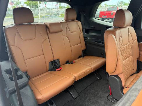 Used 2025 Kia Telluride EX X-Line AWD/4WD image 14