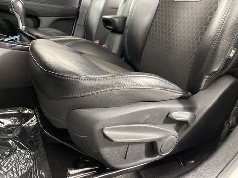 Used 2020 Jeep Compass Latitude AWD/4WD image 17