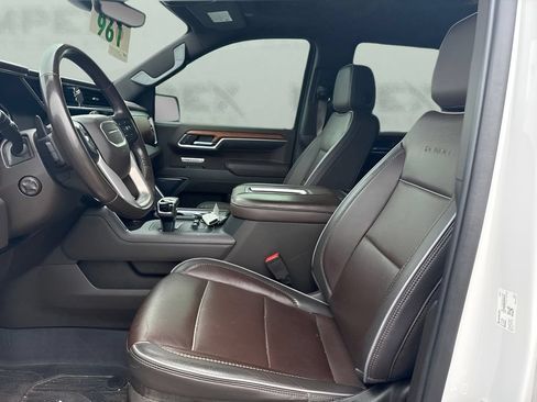 Used 2022 GMC Sierra 1500 Denali w/ Technology Package AWD/4WD image 7