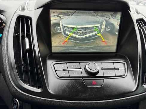 Used 2019 Ford Escape SE image 50