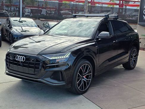 Used 2023 Audi Q8 Premium Plus image 7