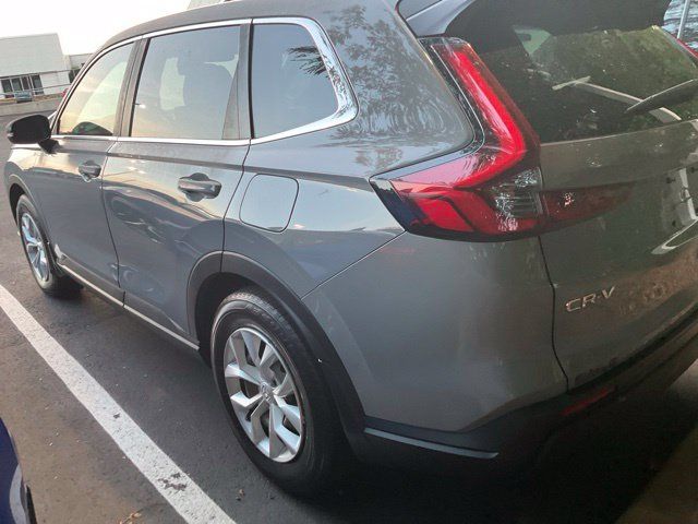 Used 2025 Honda CR-V LX image 9