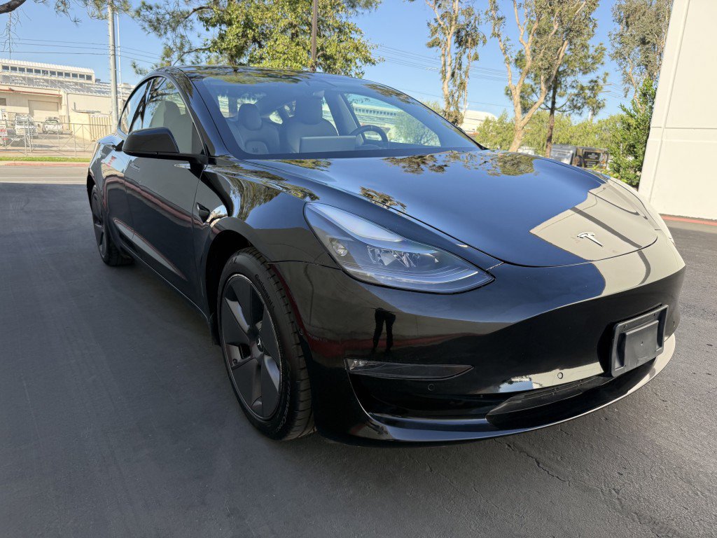 Used 2022 Tesla Model 3 AWD/4WD image 2