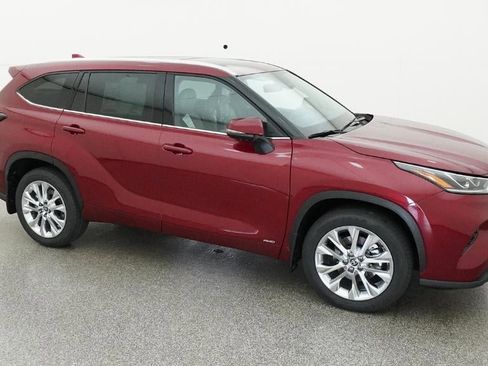 New 2026 Toyota Highlander Limited image 12