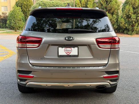 Used 2016 Kia Sorento SX AWD/4WD image 10