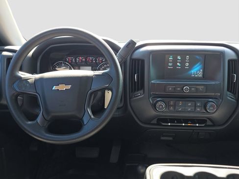 Used 2018 Chevrolet Silverado 1500 Custom w/ Trailering Package AWD/4WD image 13