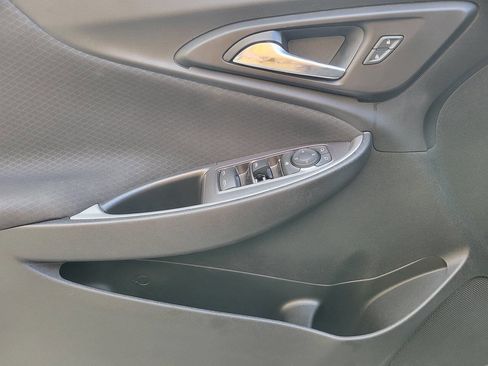 Used 2023 Chevrolet Malibu LT image 17