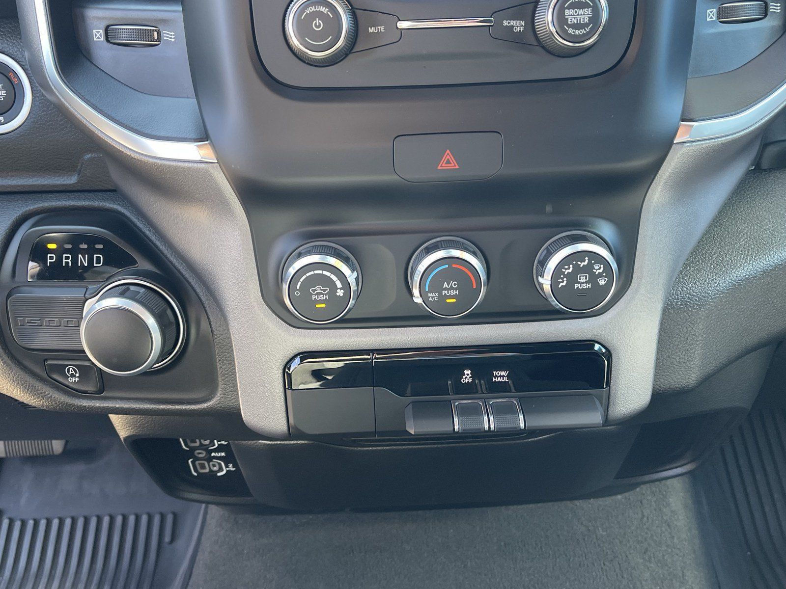 Used 2024 RAM 1500 Big Horn RWD image 25