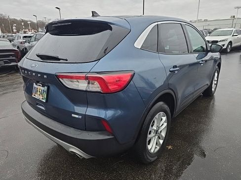 Used 2020 Ford Escape SE image 7