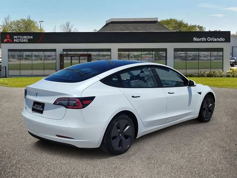 Used 2021 Tesla Model 3 Standard Range Plus RWD image 3