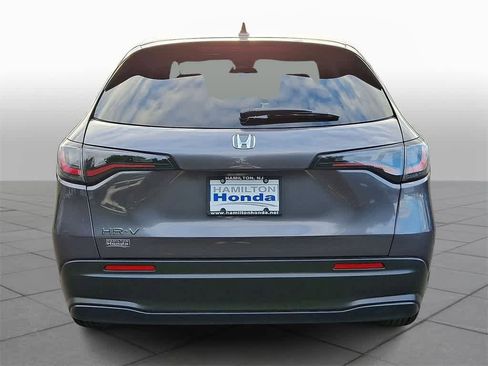 Certified 2023 Honda HR-V LX image 23