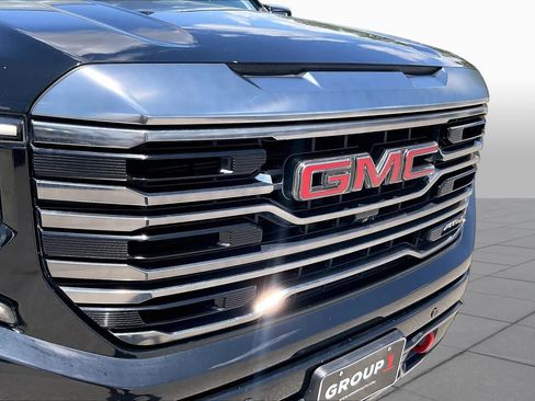 Used 2022 GMC Sierra 1500 AT4 w/ AT4 Premium Package AWD/4WD image 30