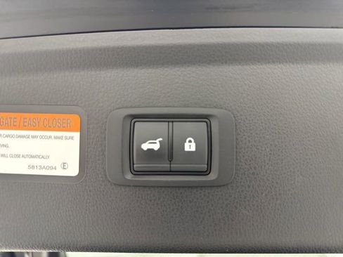 Used 2024 Mitsubishi Eclipse Cross image 28