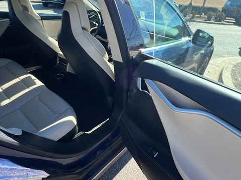 Used 2017 Tesla Model S 100D image 22