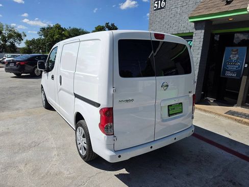 Used 2017 Nissan NV200 SV w/ Technology Package FWD image 10