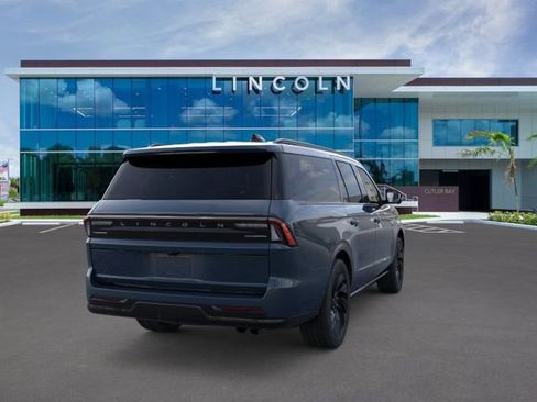 New 2025 Lincoln Navigator L Reserve w/ Jet Appearance Package AWD/4WD image 8