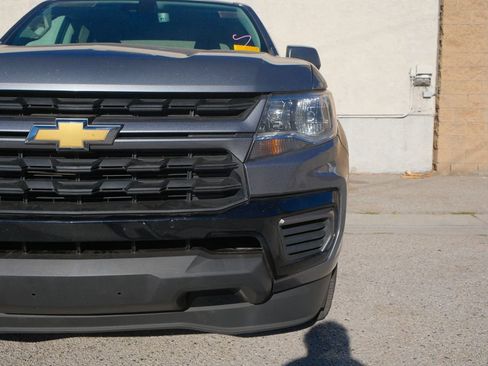 Used 2022 Chevrolet Colorado LT w/ Safety Package image 41