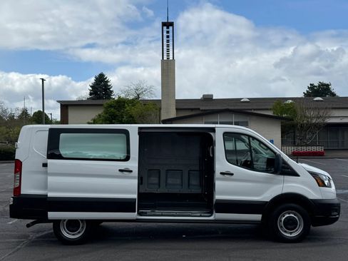 Used 2022 Ford Transit 250 Low Roof RWD image 21
