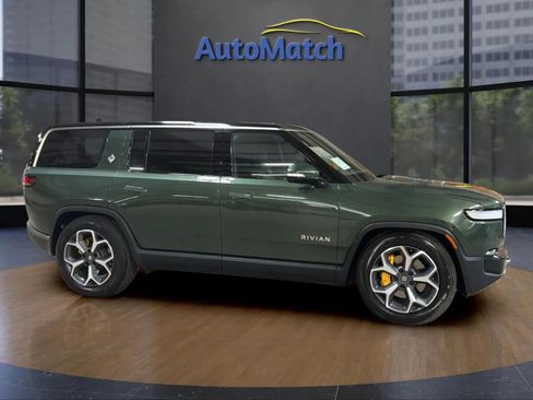 Used 2023 Rivian R1S Adventure AWD/4WD image 13