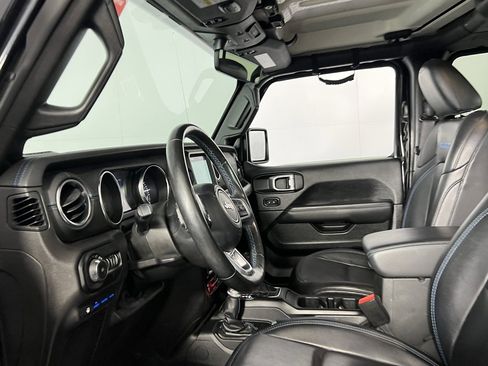 Certified 2022 Jeep Wrangler Unlimited Rubicon 4xe w/ Steel Bumper Group image 22