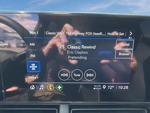 New 2026 Chevrolet Trax LS w/ LS Convenience Package FWD image 18