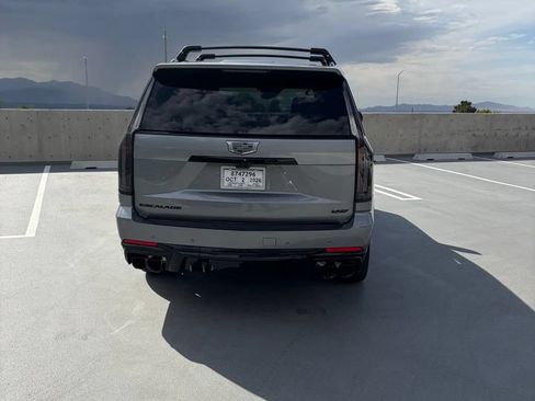 Used 2026 Cadillac Escalade V AWD/4WD image 4