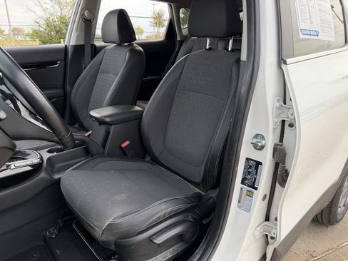 Used 2024 Kia Seltos S image 26