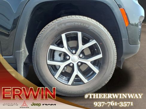 Certified 2024 Jeep Grand Cherokee Limited AWD/4WD image 9