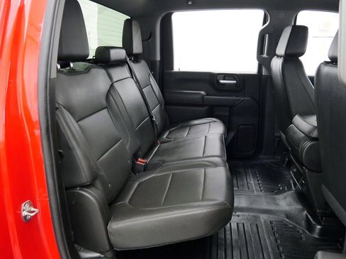 Used 2021 GMC Sierra 3500 4x4 Crew Cab w/ Convenience Package image 18