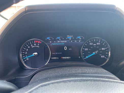 Used 2019 Ford F250 Lariat w/ Chrome Package image 7