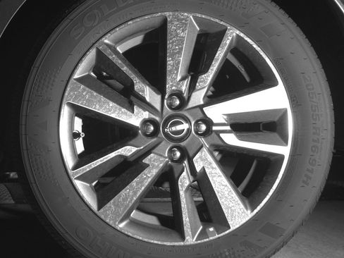 Used 2025 Nissan Versa SV image 14