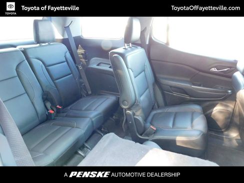 Used 2017 GMC Acadia SLT FWD image 5
