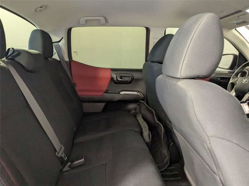 Used 2019 Toyota Tacoma SR5 image 28